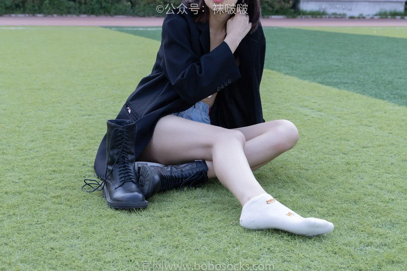 [BoBoSocks袜啵啵]NO.010 小甜豆-马丁靴、白色短棉袜、裸足 [117P]插图3